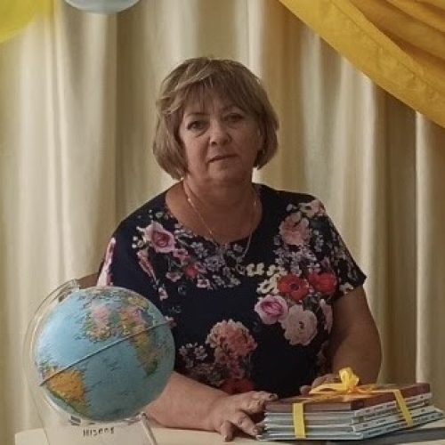 Степенко Ірина Михайлівна - заступник директора з навчально-виховної роботи